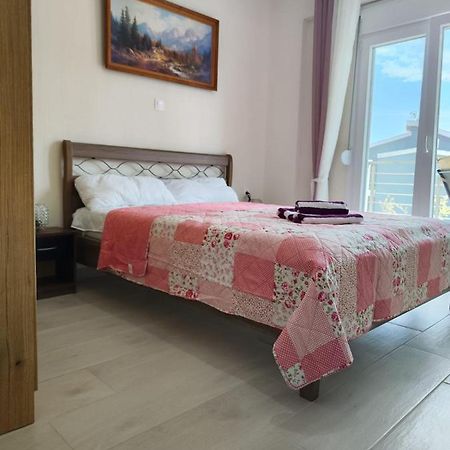 Lilli Deluxe Apartment Никити Экстерьер фото